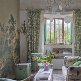 Castle Scene 1 Forest Tapet — Designers Guild i miljö