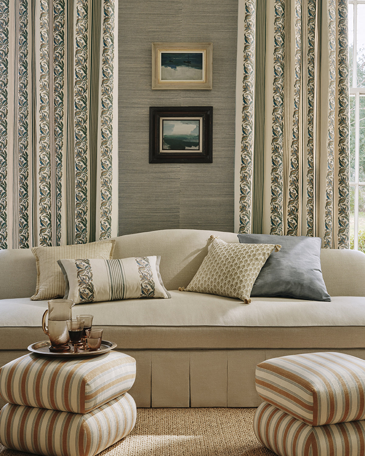 Chesham miljöbild — Colefax & Fowler tyg