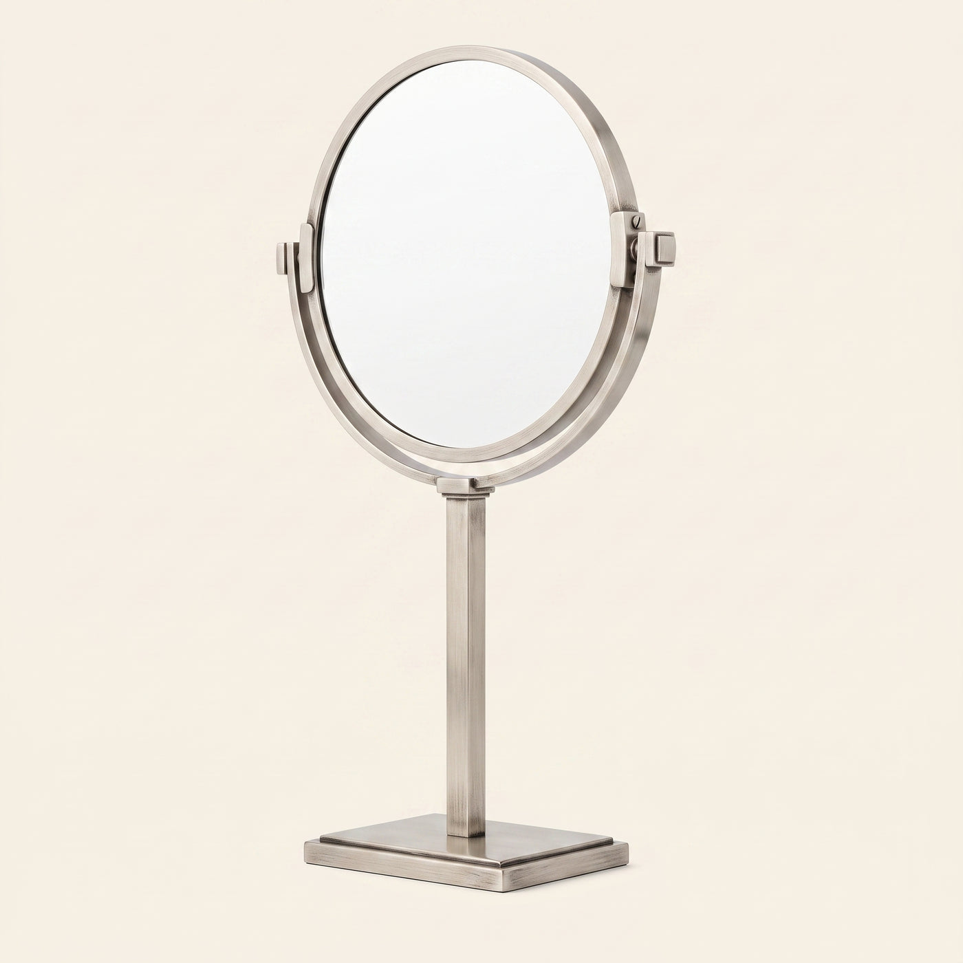 Claremont Spegel för toalettbord — Hand-borstad nickel