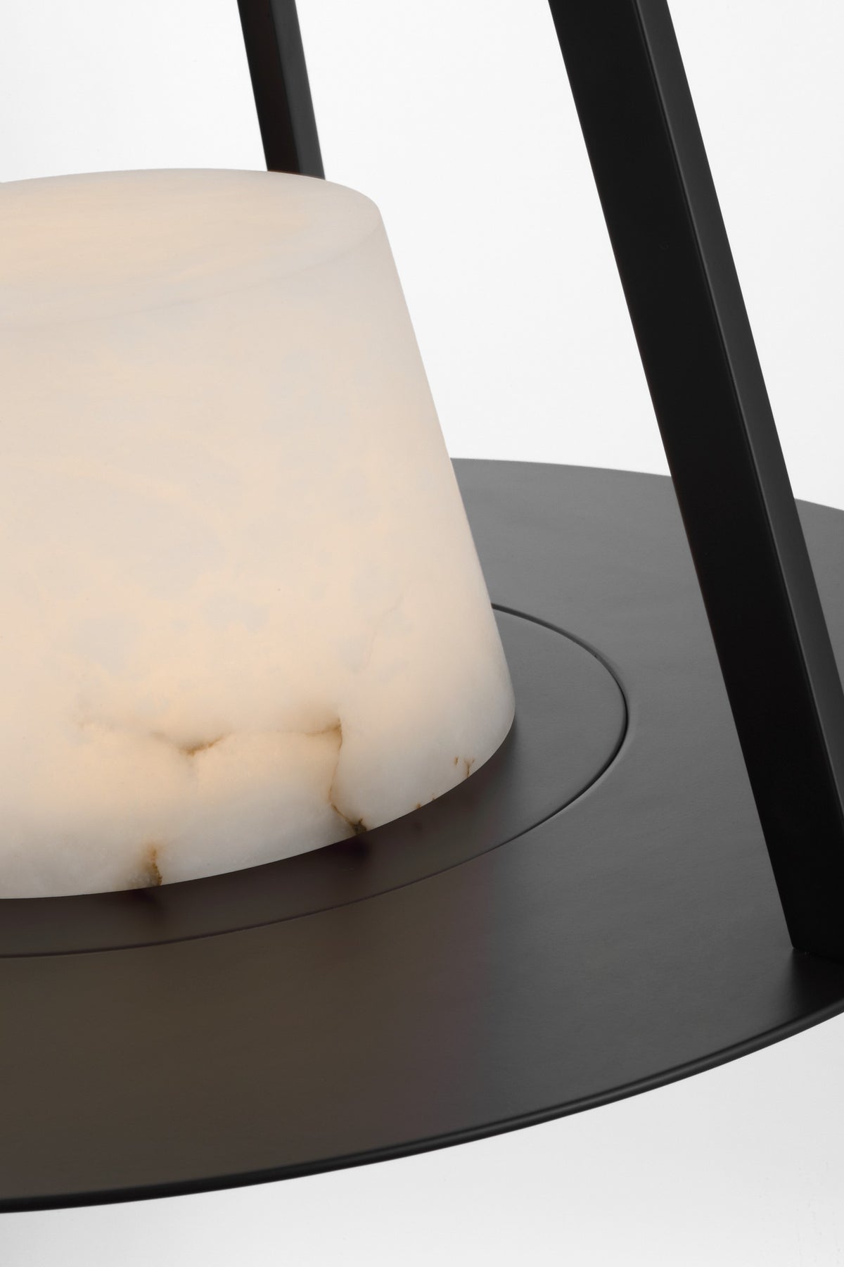 Divina 20" Takpendel — Visual Comfort — Modern Iron with Alabaster / Utan ljuskälla detaljbild