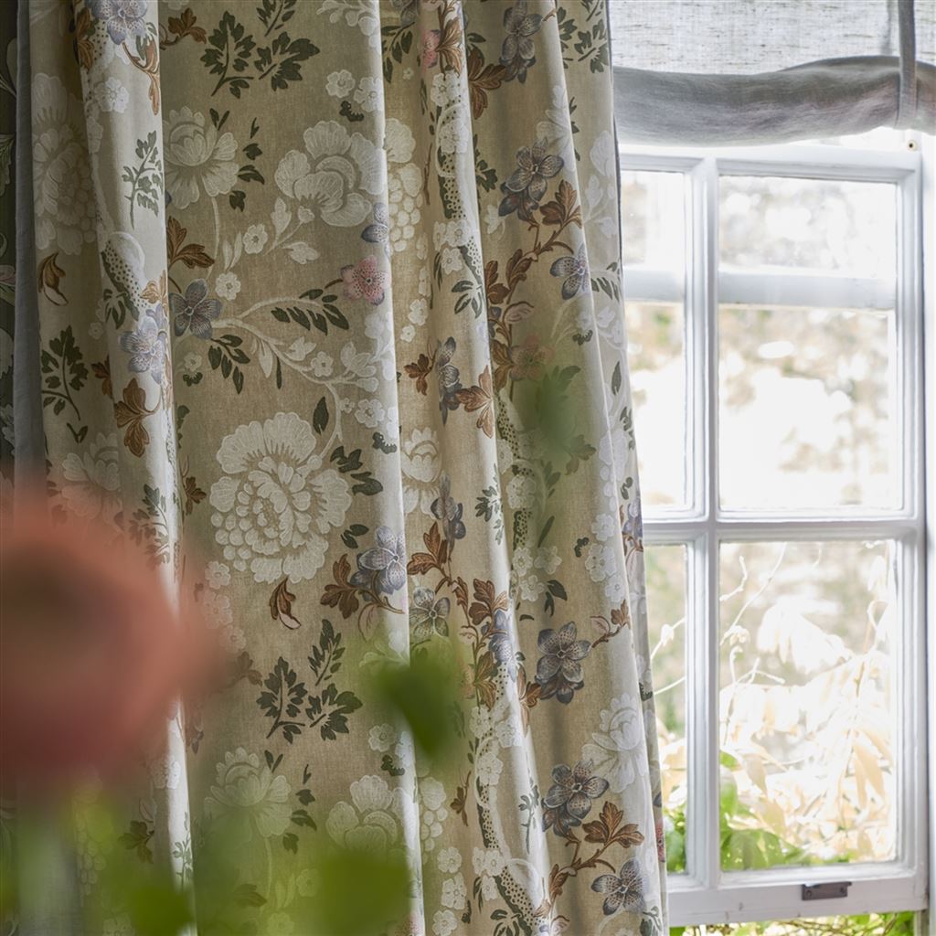 Eagle House Damask Tyg — Designers Guild i miljö