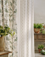 Eleanora miljöbild — Colefax & Fowler tyg