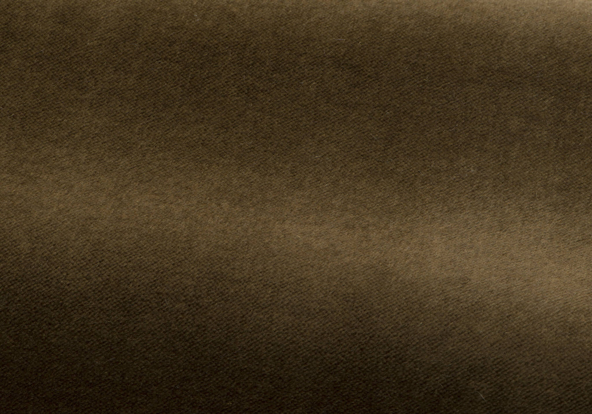 Duke - Mohair Velvet Tygprov — Pierre Frey Chocolat