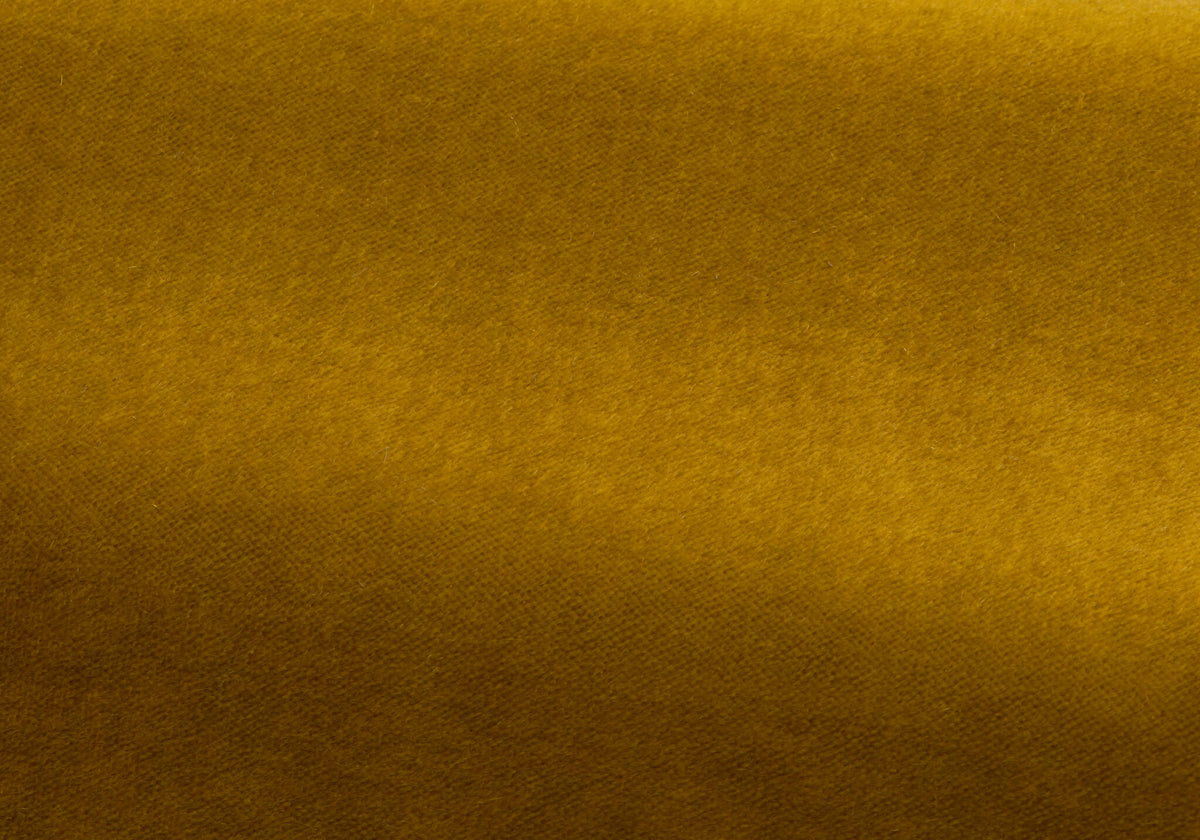 Duke - Mohair Velvet Tygprov — Pierre Frey Moutarde