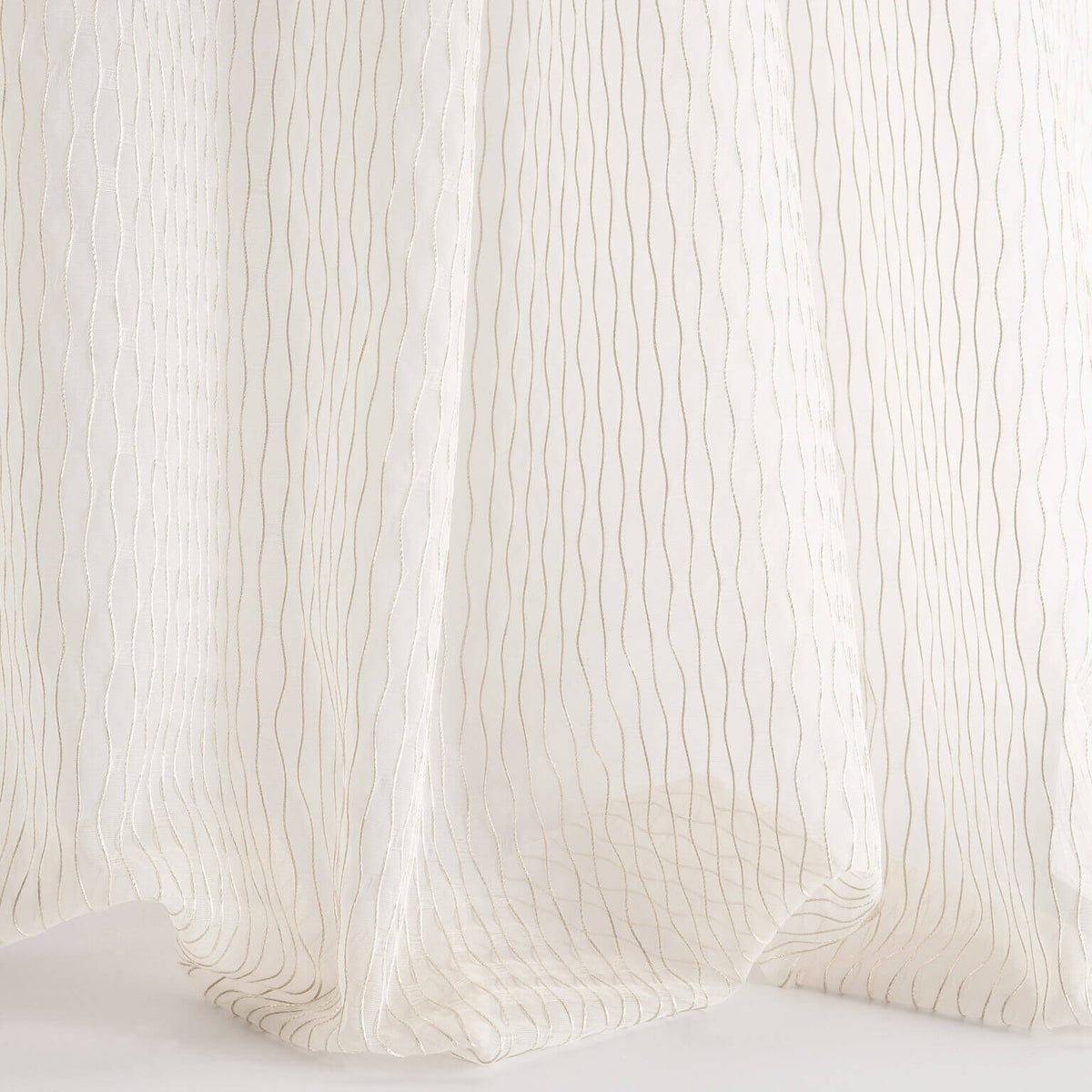Gezia Nuage — Pierre Frey fabric