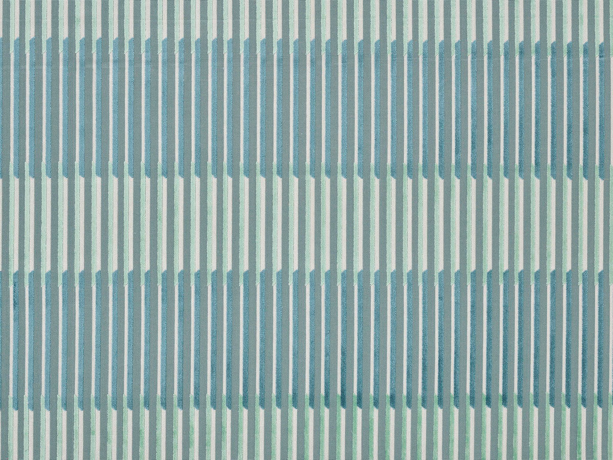 Velvet Lines Tygprov — Pierre Frey Celadon