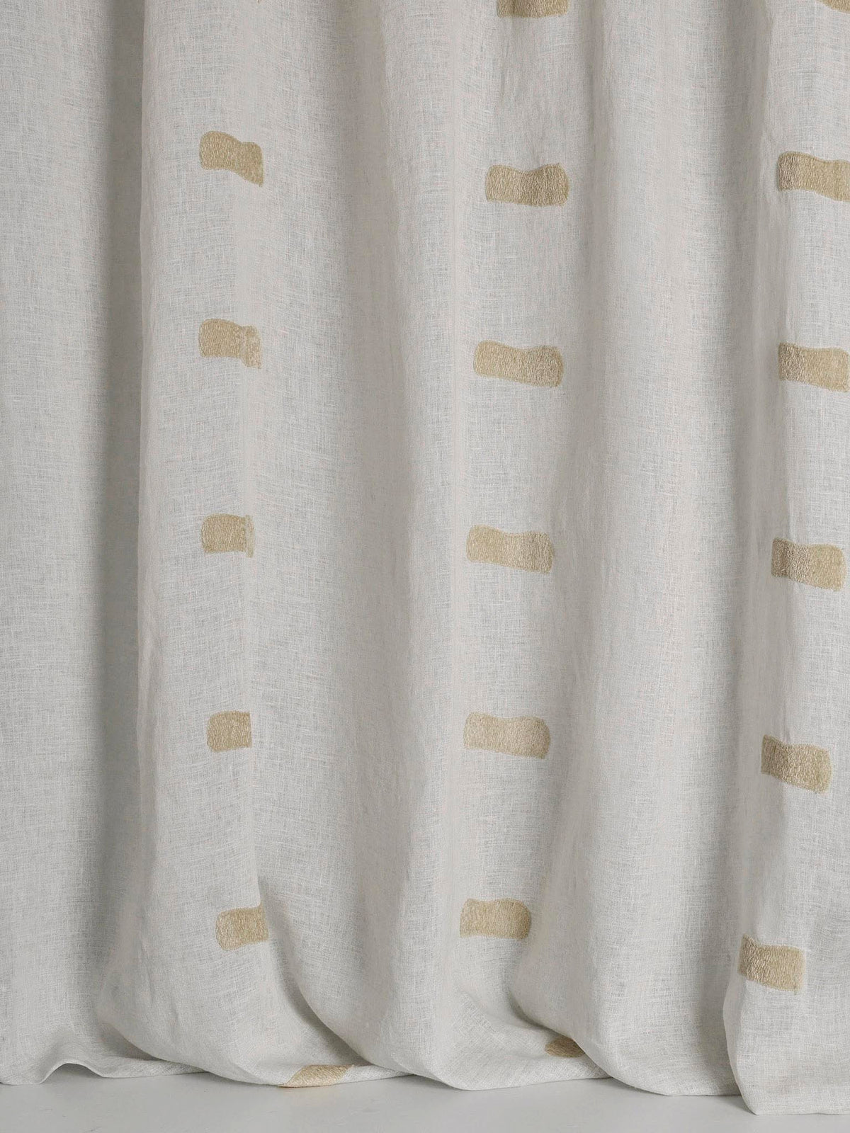 Flanerie Lin — Pierre Frey fabric