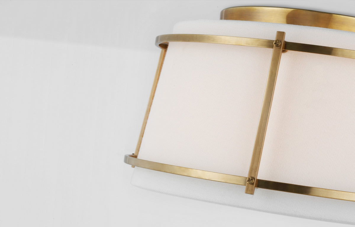 Callaway Small Plafond — Carrier and Company for Visual Comfort & Co. — Hand-Rubbed Antique Brass with Linen Shade and Frosted Acrylic Diffuser detaljbild
