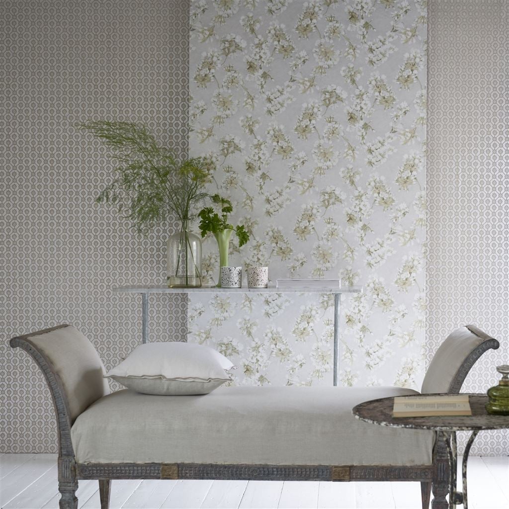 Fleur D Assam Tapet — Designers Guild i miljö
