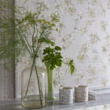 Fleur D Assam Tapet — Designers Guild i miljö