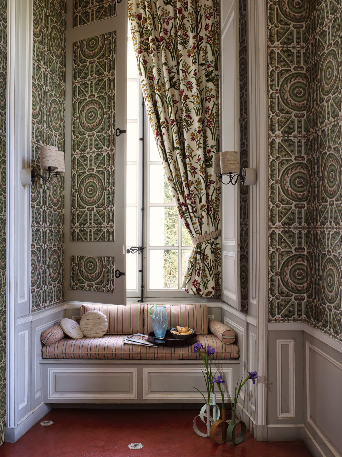 Fleurs de Printemps room setting — Pierre Frey fabric