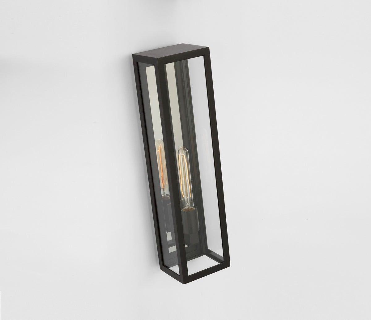Fresno Large Tall 3/4 Wall Outdoor Light — Chapman & Myers for Visual Comfort & Co. detail image