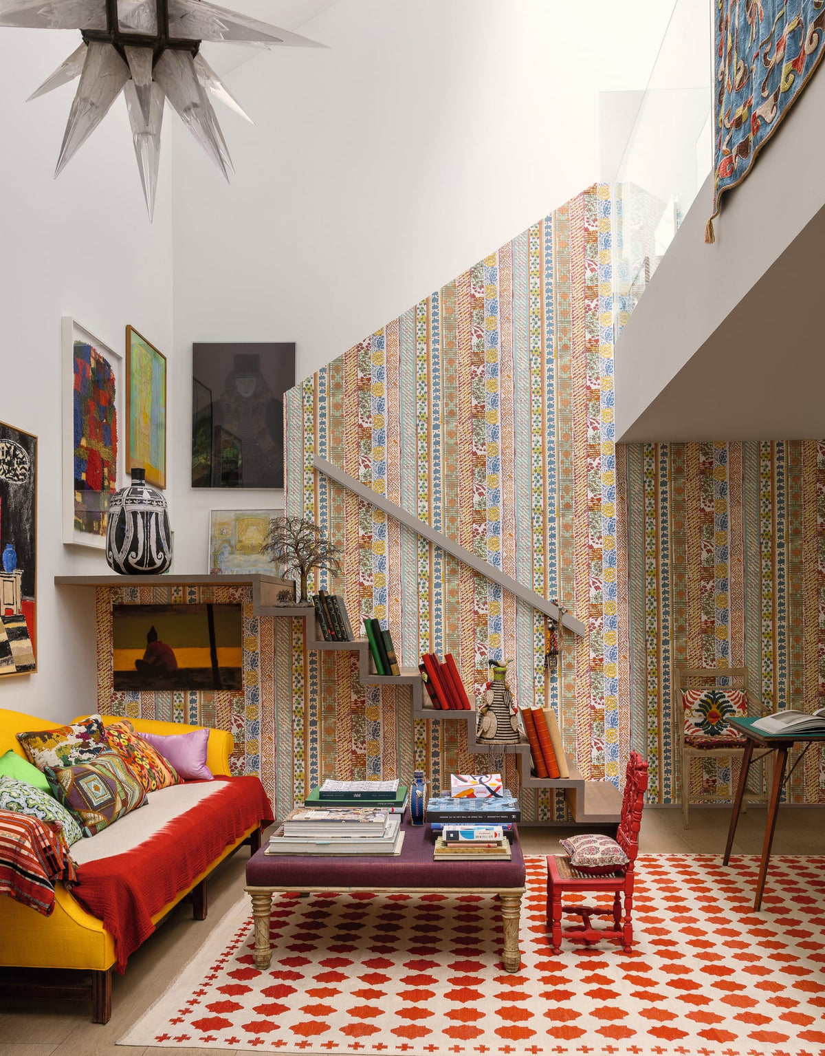 Frida room setting — Pierre Frey wallpaper