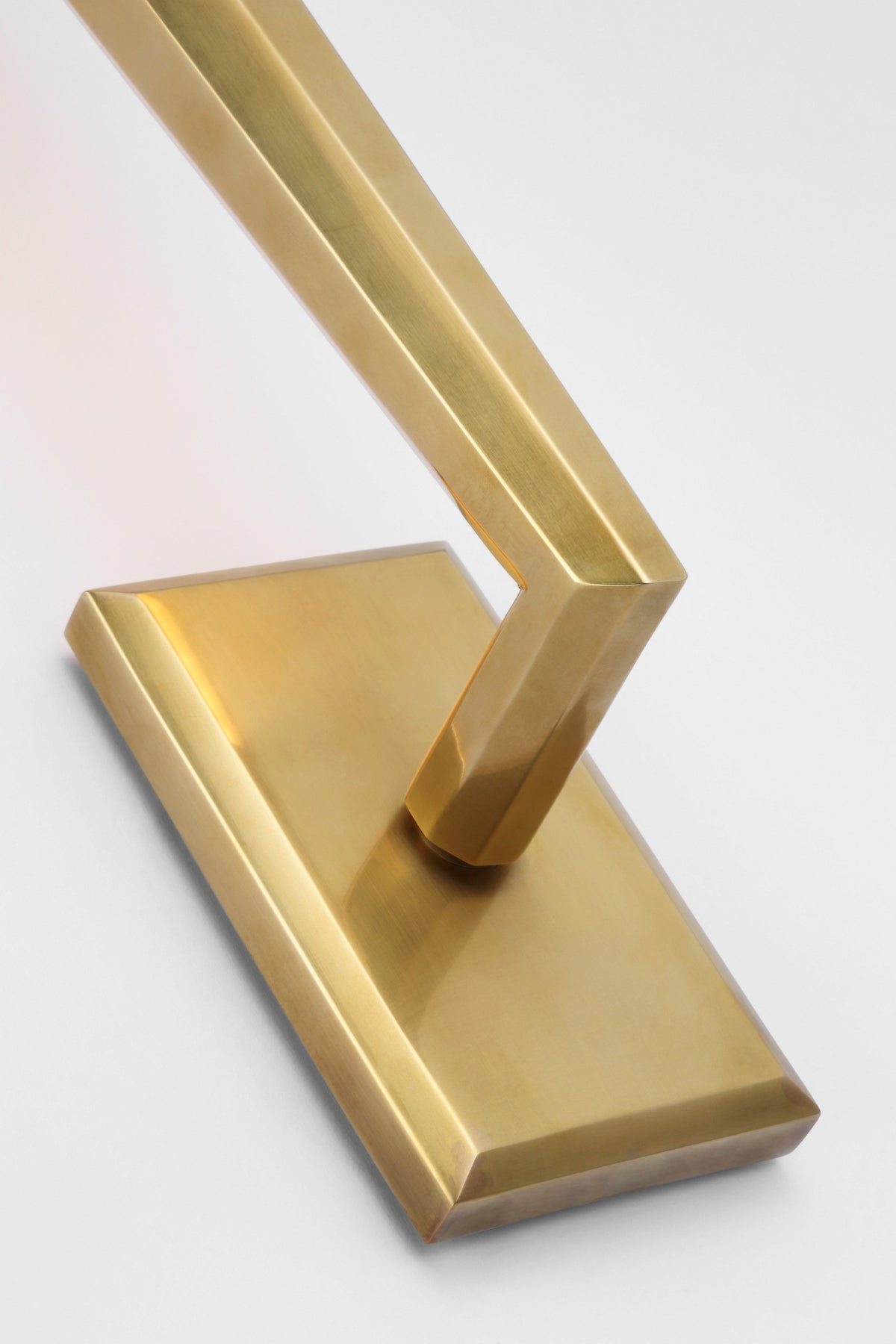Galahad Single Vägglampa — Thomas O'Brien for Visual Comfort & Co. detaljbild