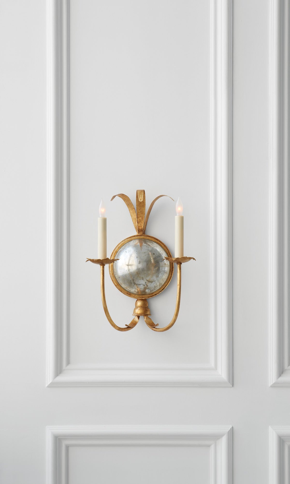 Gramercy Double Vägglampa — Chapman & Myers for Visual Comfort & Co. miljöbild