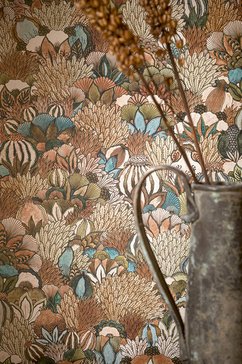 Ichika room setting — Pierre Frey wallpaper