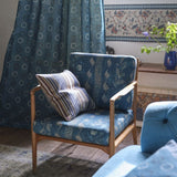 Indigo Floral Tyg — Designers Guild i miljö
