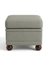 Jio Avenue fotpall 62x62 cm utan kappa klädd i Scala Zinc — Designers Guild
