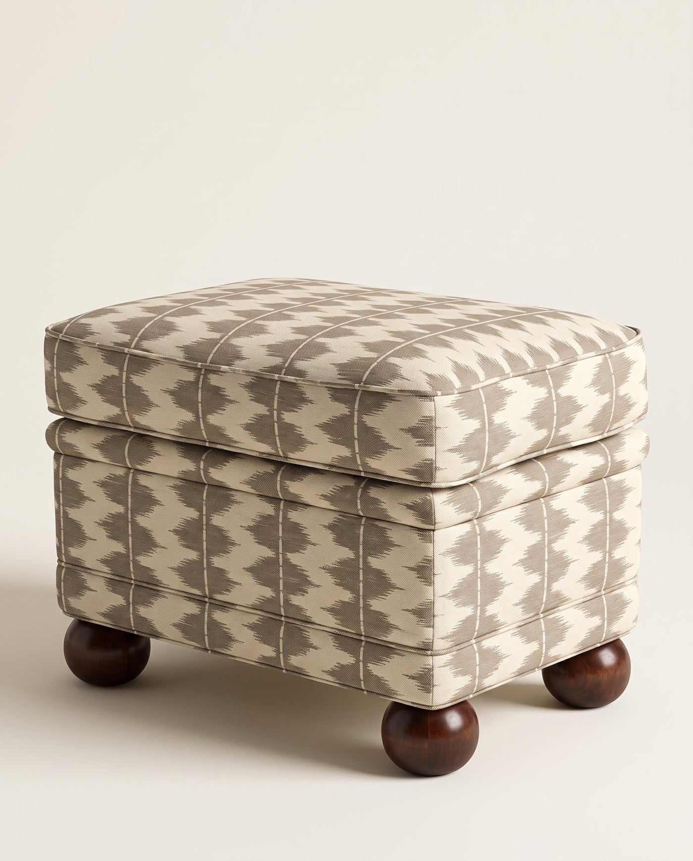 Jio Avenue fotpall 62x62 cm utan kappa klädd i Myrthus Taupe