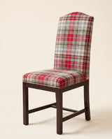 Jio Stol Ludwig klädd i Abelard Plaid Vintage Red Fabric