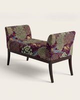 Jio Mayfair pall 55x135 H70 klädd i The Brook Tapestry Red