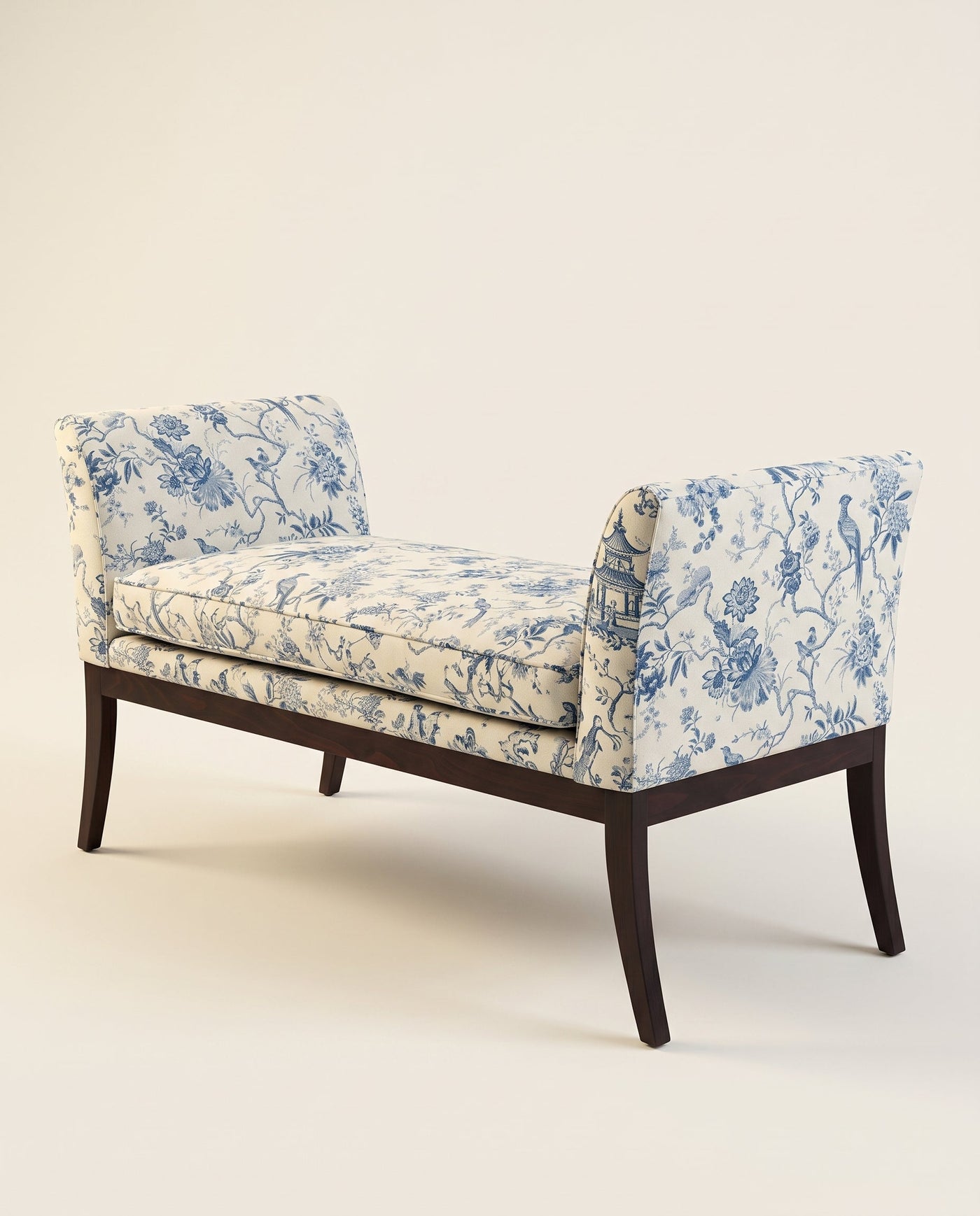 Jio Mayfair pall 55x135 H70 klädd i Pillemont Toile Ivory/China Blue