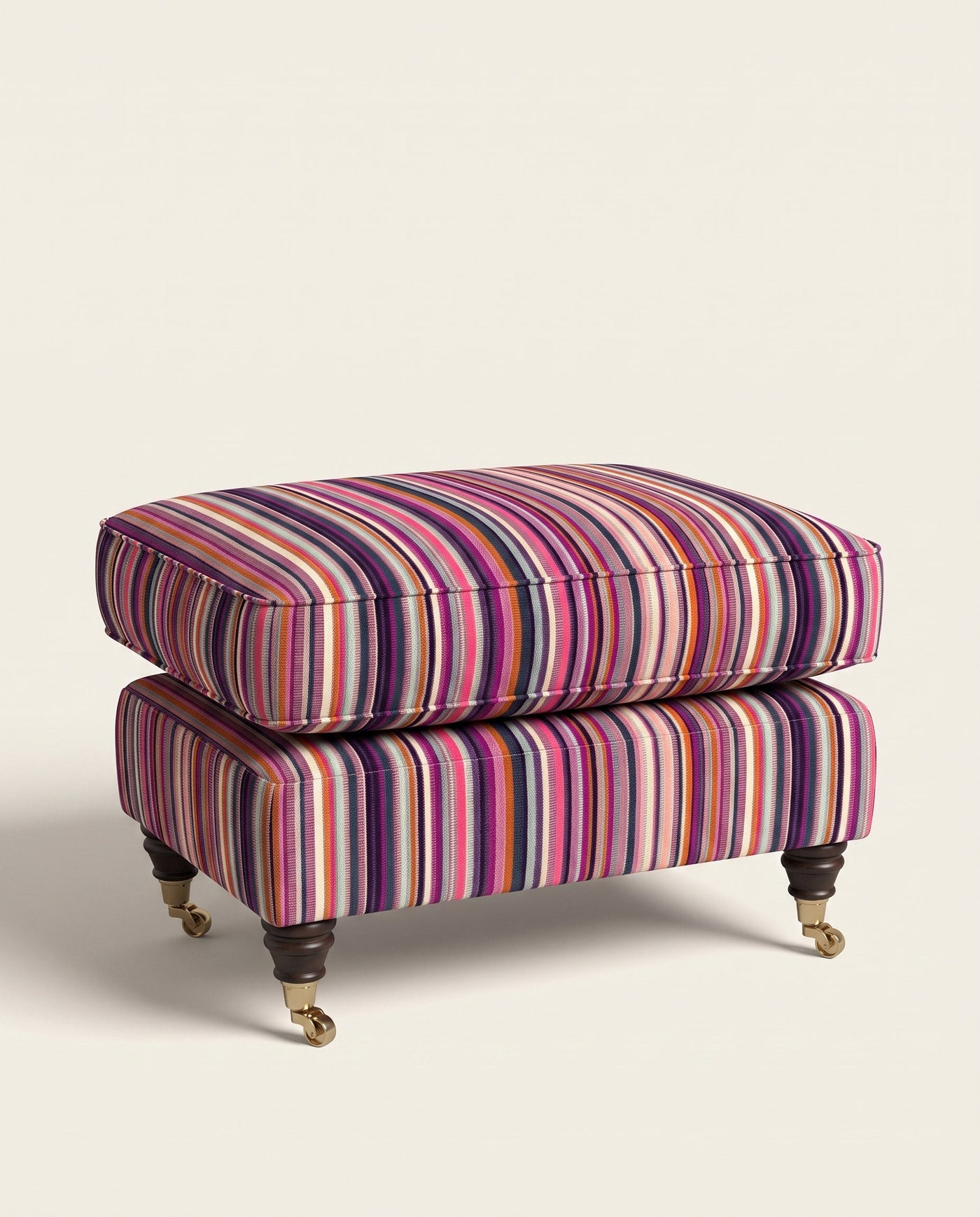 Jio Metropolitan fotpall 82x45 cm klädd i Parada Crocus
