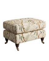 Jio Metropolitan fotpall 82x45 cm klädd i Adam's Eden Ivory — Lewis & Wood