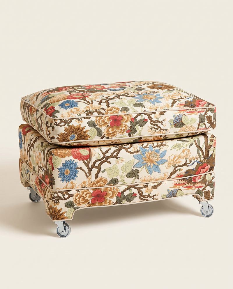 Magnolia Tyg — G P & J Baker