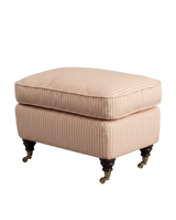 Jio Rosendal fotpall 62x42 cm klädd i Agathe Dragee — Manuel Canovas