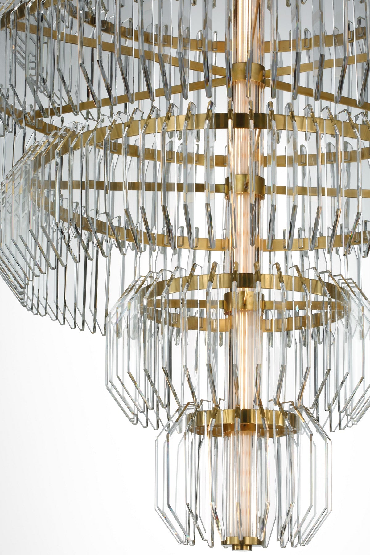 Killarney 32" Layered Takkrona — Waterford for Visual Comfort & Co. — Natural Brass with Clear Crystal detaljbild