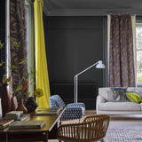 Kiln Scroll Tyg — Designers Guild i miljö