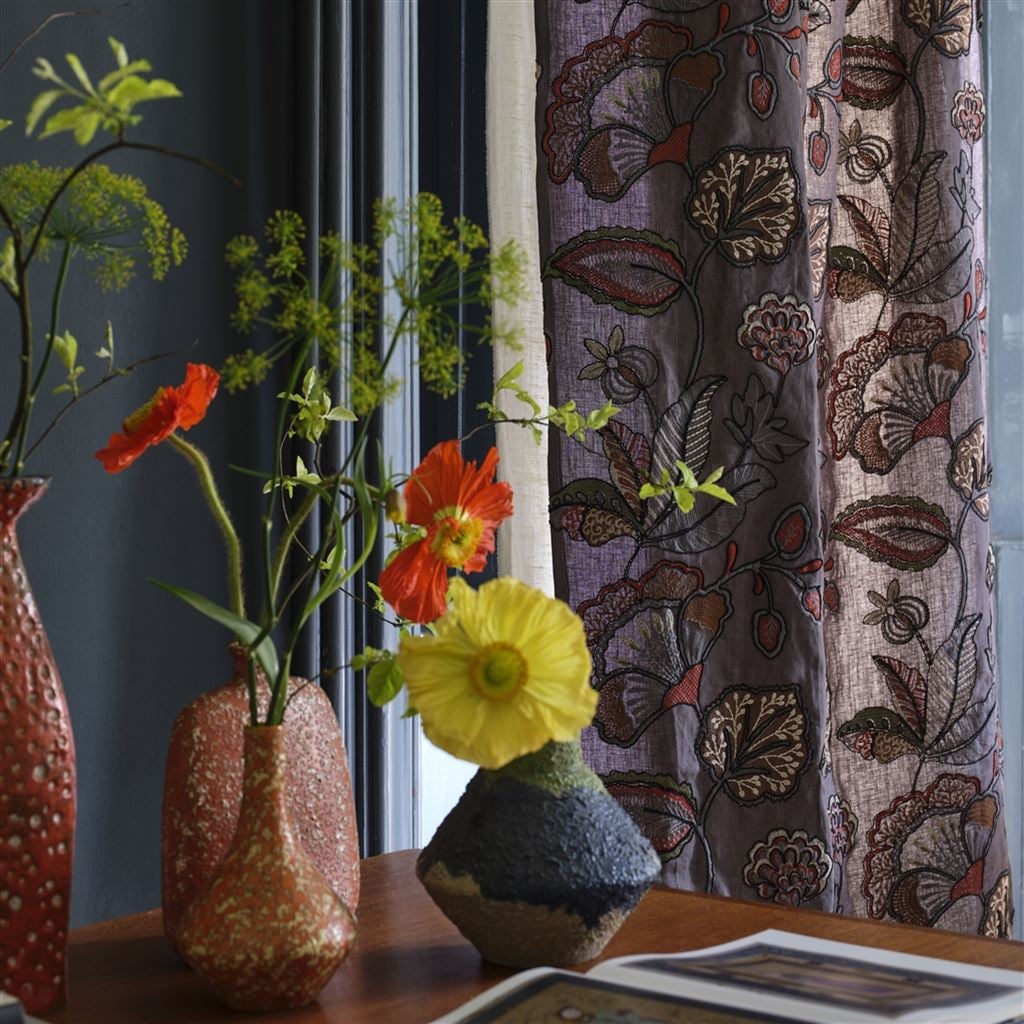 Kiln Scroll Tyg — Designers Guild i miljö
