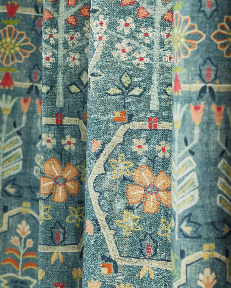 Kilver miljöbild — Jane Churchill tyg