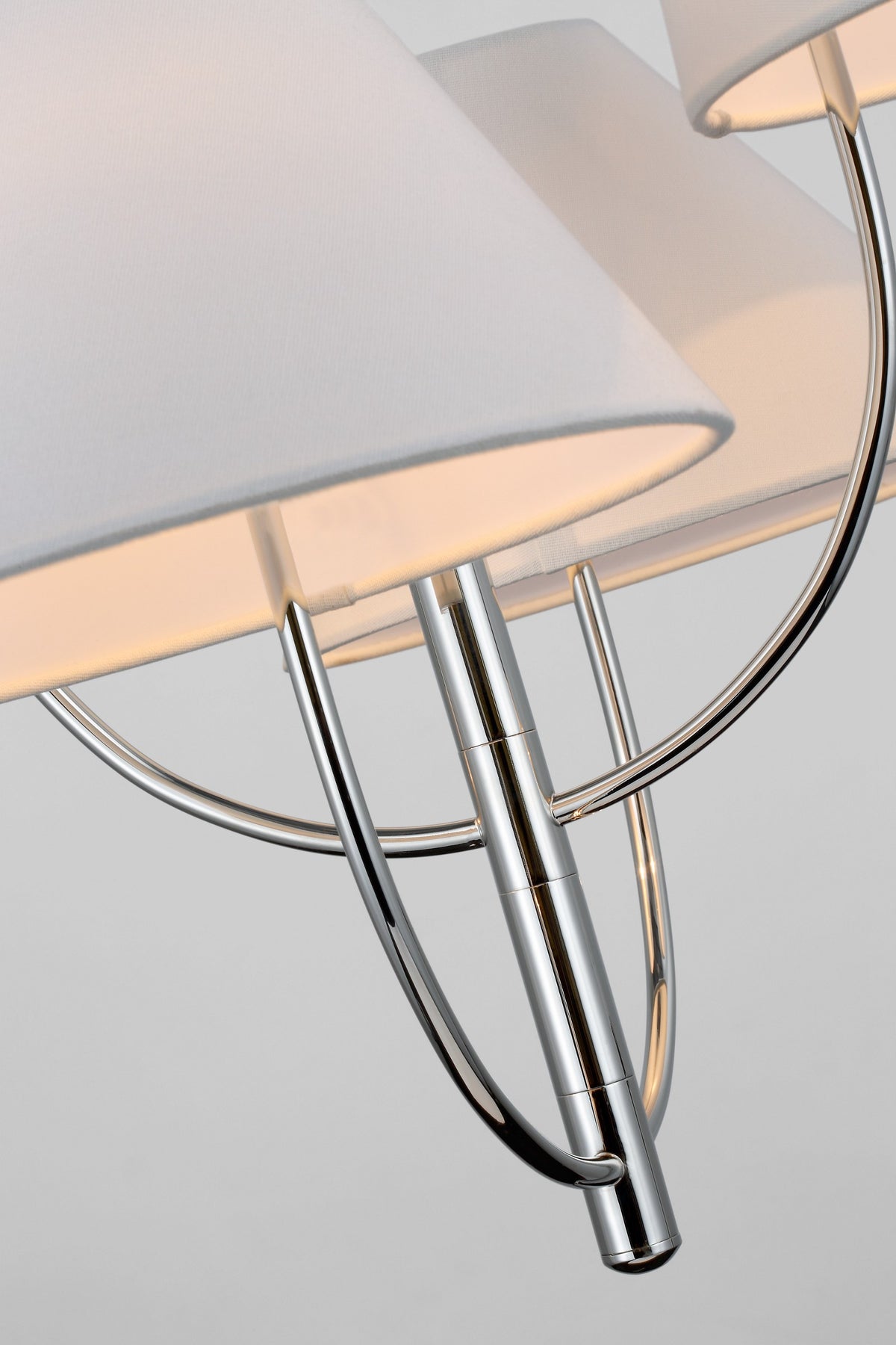 Kinsley Large One-Tier -kattokruunu — kate spade new york for Visual Comfort & Co. yksityiskohta