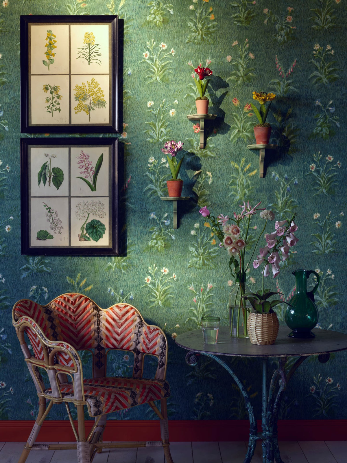 L’Herbier du Jardin room setting — Pierre Frey wallpaper