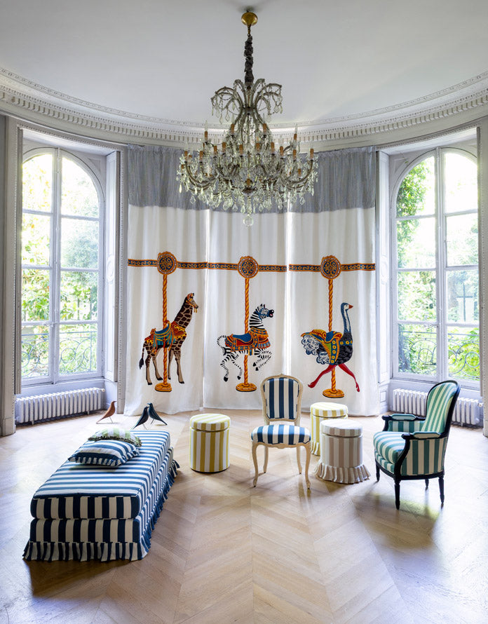 La Girafe du Carrousel room setting — Pierre Frey fabric
