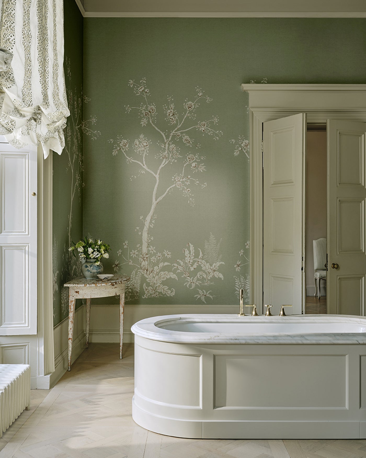 Lambourne — Colefax & Fowler tapet, miljöbild