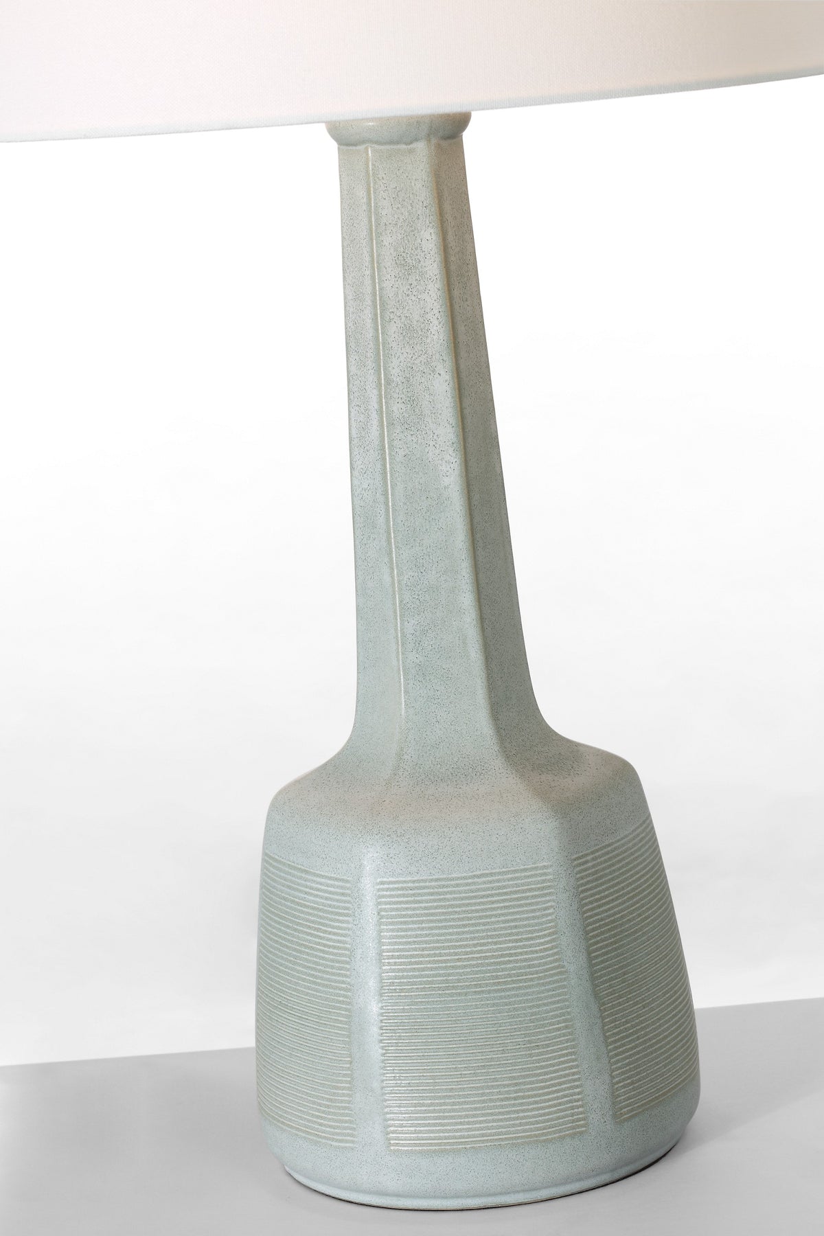 Lerio 31" Bordslampa — Chapman & Myers for Visual Comfort & Co. detaljbild