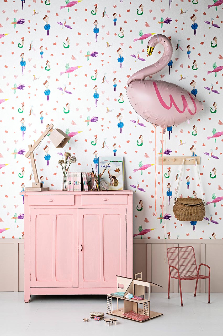 Les Ballerines d’Esther & Romane room setting — Pierre Frey wallpaper