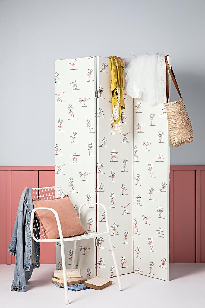 Les Danseuses de Gabrielle room setting — Pierre Frey fabric