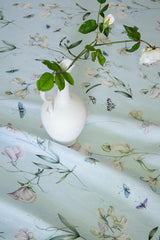 Les Pois de Senteur room setting — Pierre Frey fabric