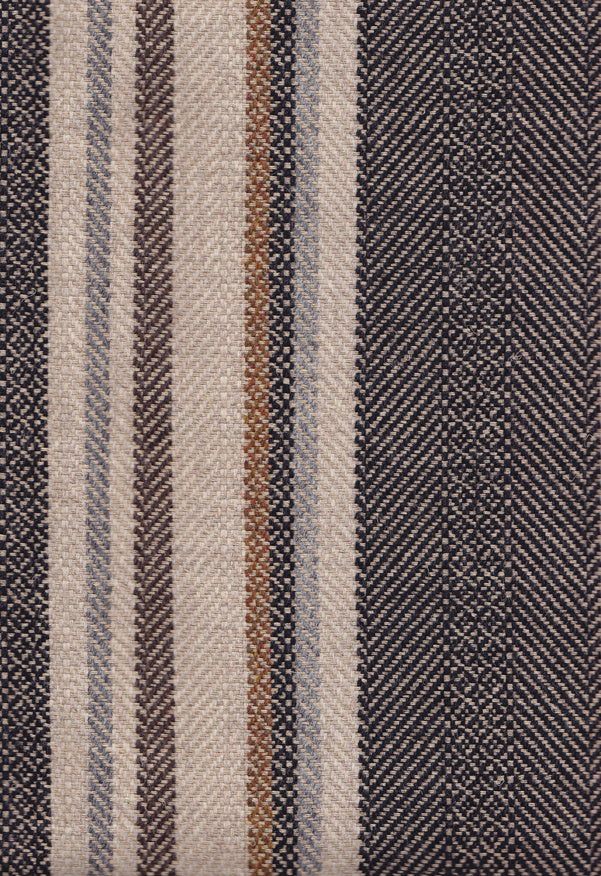 Selsley Stripe Tygprov Crag