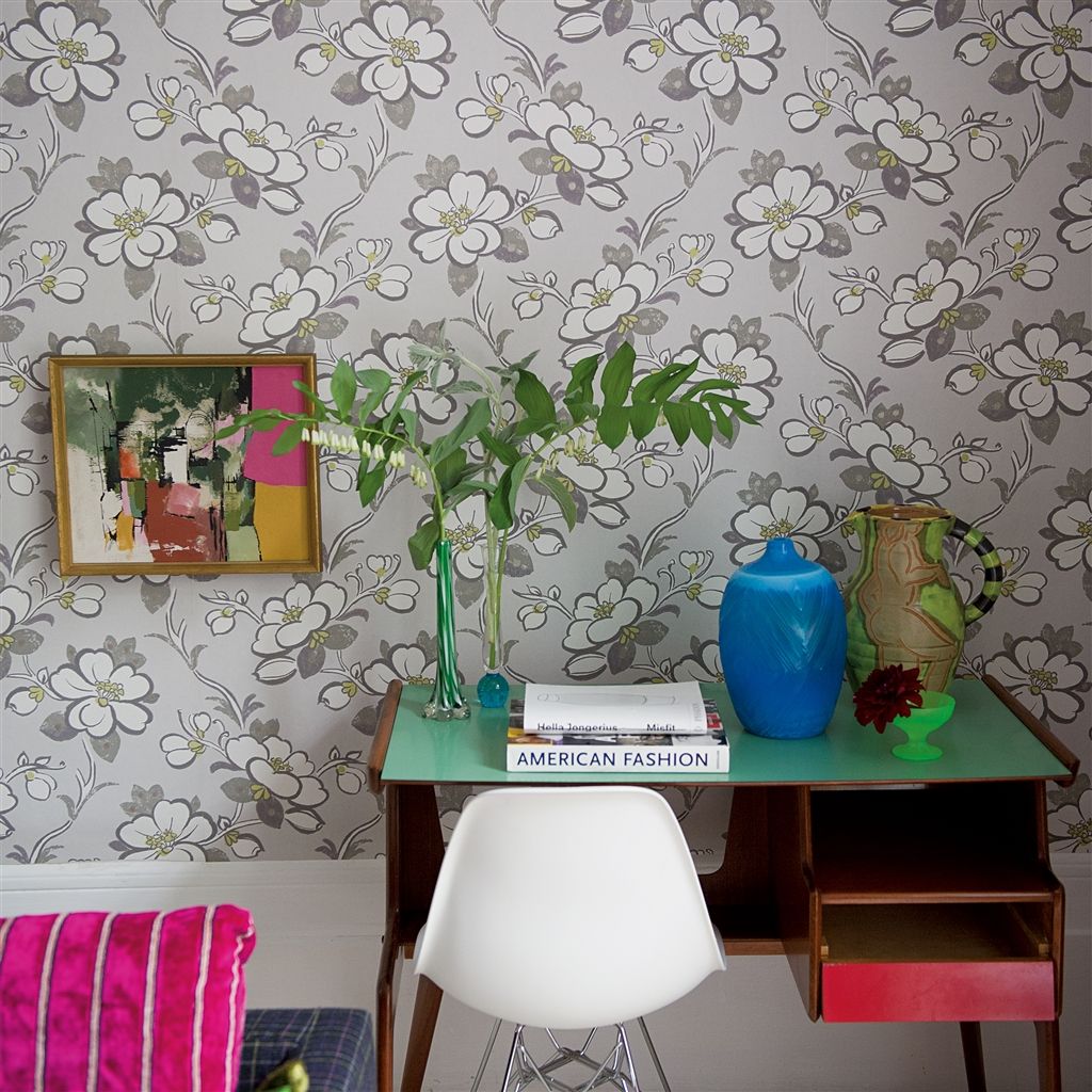 Lotus Flower Tapet — Designers Guild i miljö