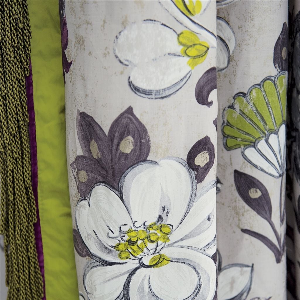Lotus Flower Tyg — Designers Guild i miljö