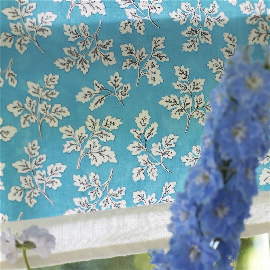 Meadow Leaf Tyg — Designers Guild i miljö