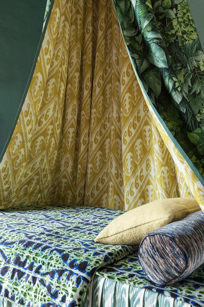 Mur Vegetal room setting — Pierre Frey fabric