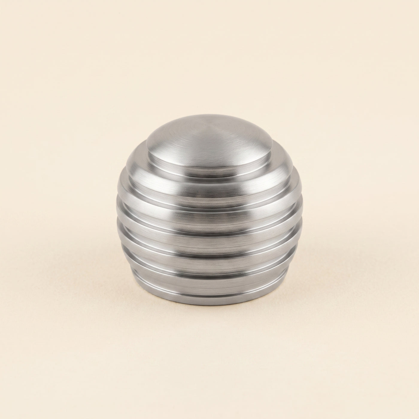 Nelson Skåpsknopp — Satin krom