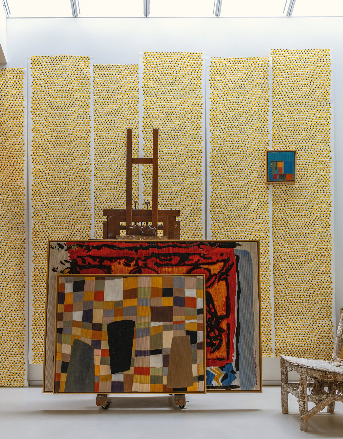 Noisette room setting — Pierre Frey wallpaper
