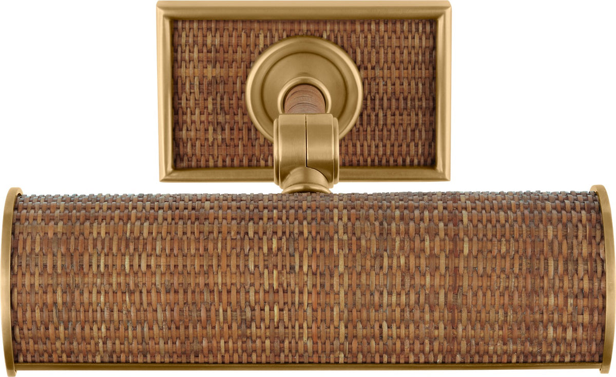 Halwell 8" Tavelbelysning — Chapman & Myers for Visual Comfort & Co. — Brass and Natural Woven Rattan